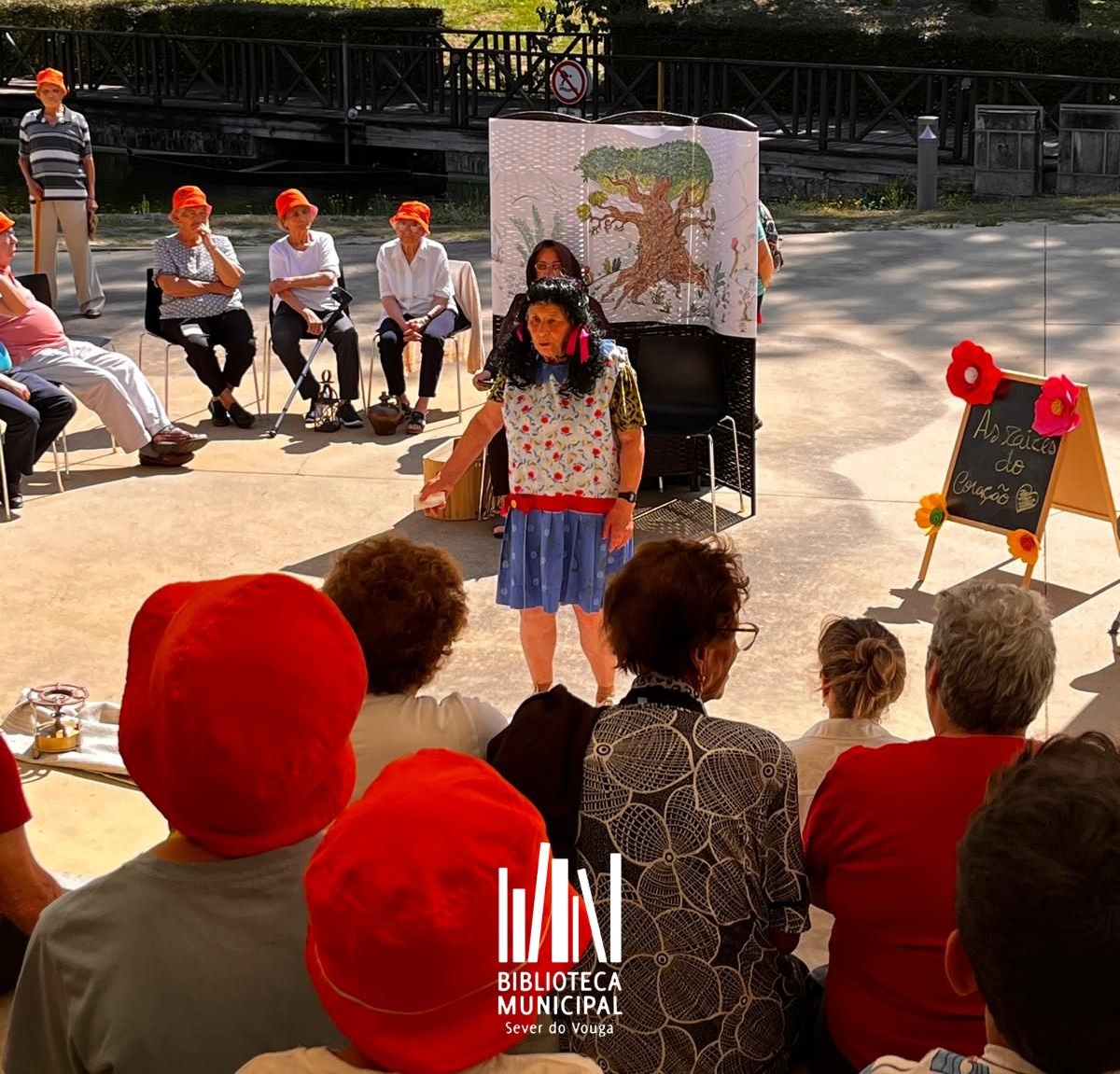 Laço e Raízes: Teatro no Parque